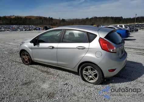 2019 Ford Fiesta Se z USA, uszkodzony, nr VIN 3FADP4EJ1KM102418